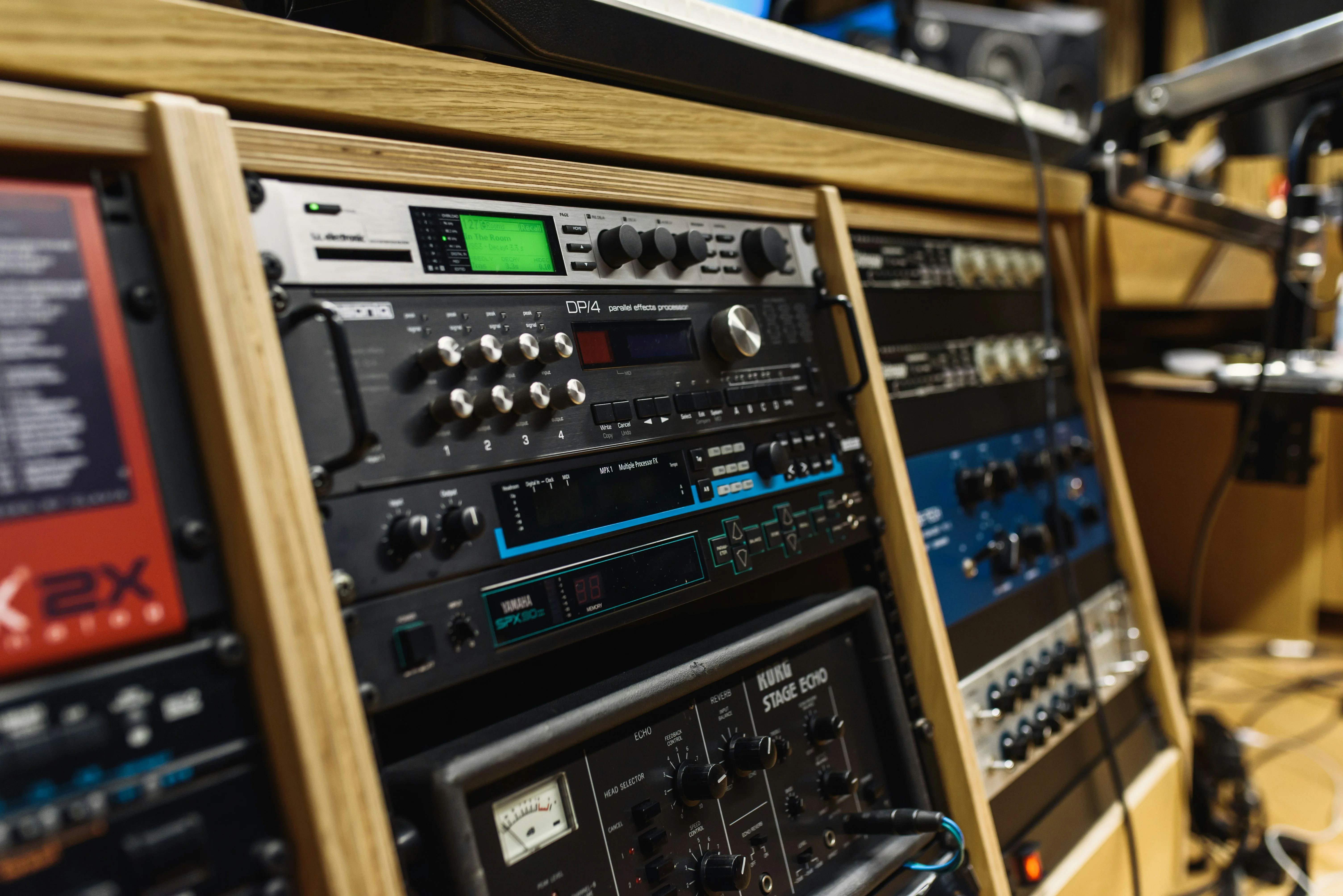studio 10