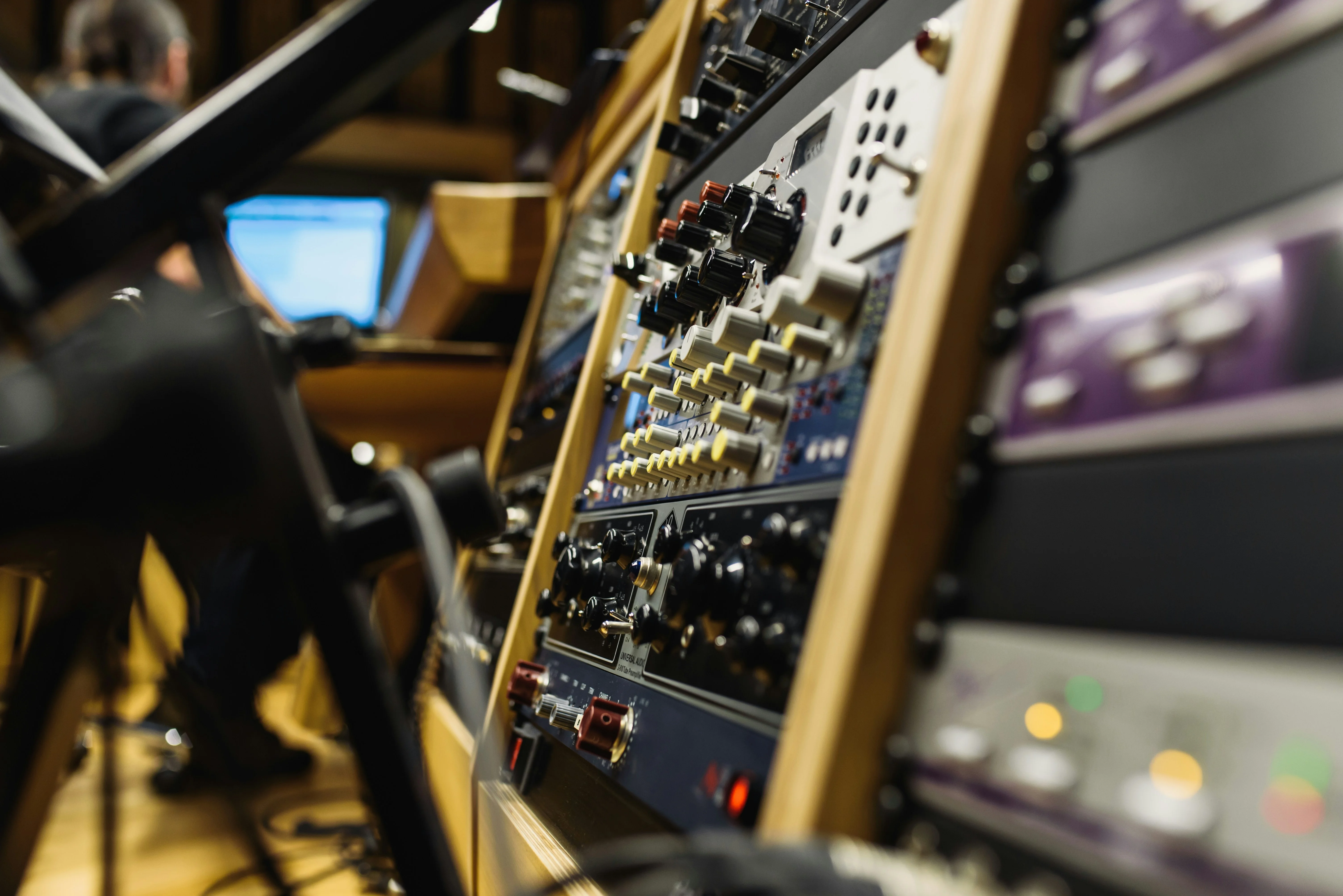 studio 11