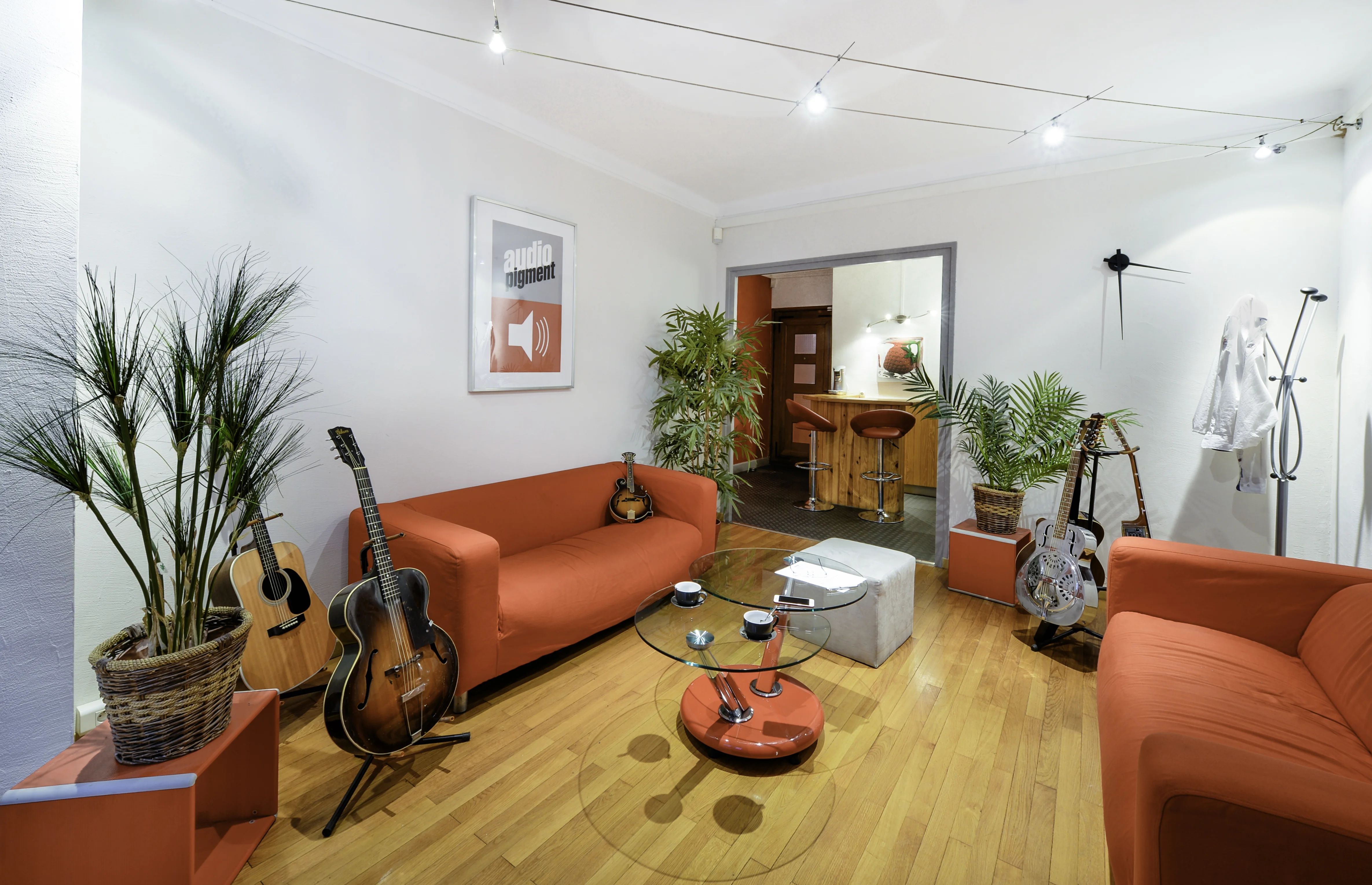 studio 2